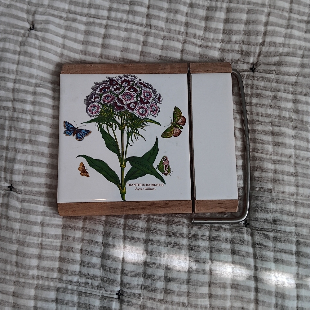 Botanic Gardenby Portmeirion Dianthus Barbatus Sweet William Chesse Slicer